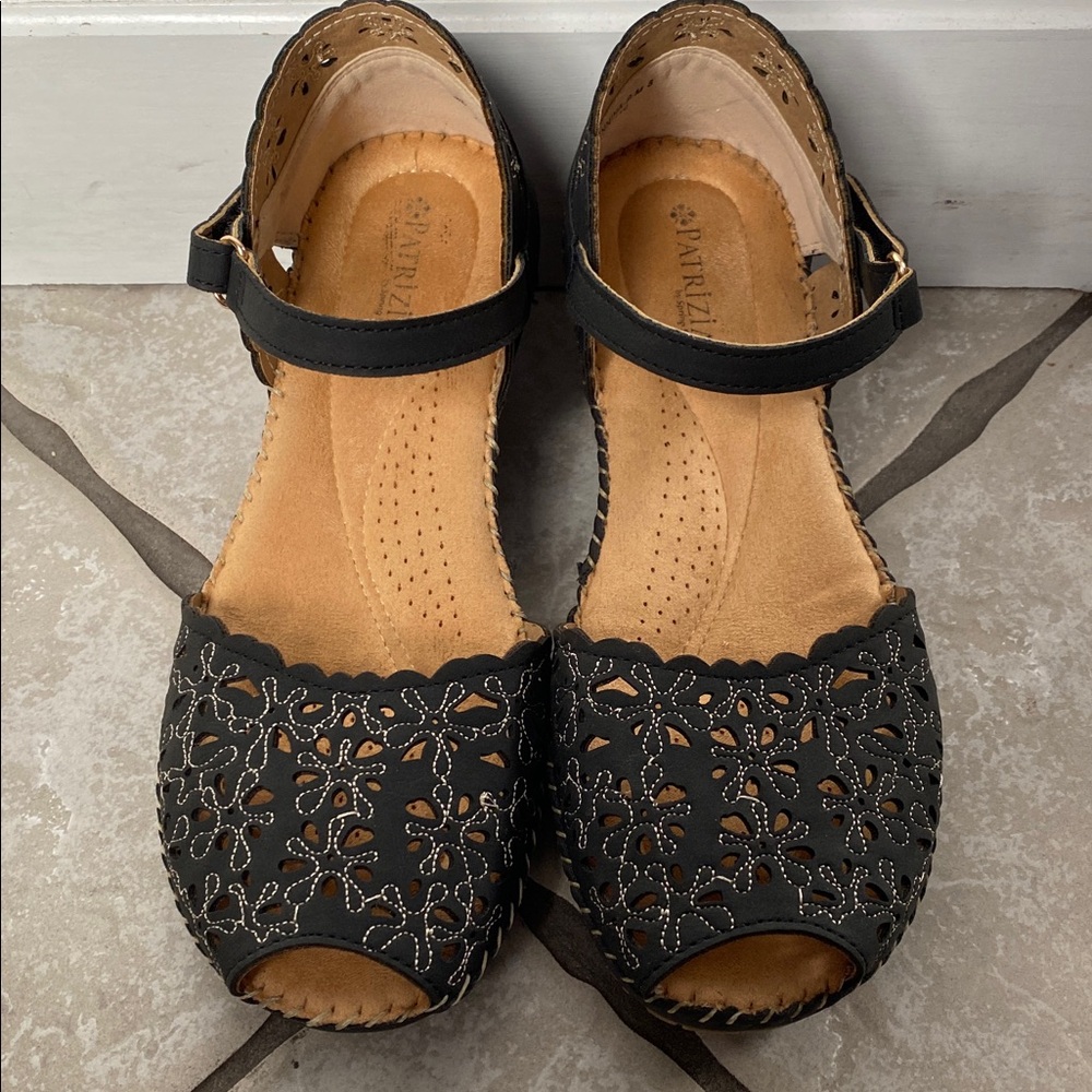 Patrizia by Spring Step ~ Gennina Wedge Sandal ~ Black ~ Size 8 ~ Worn Once ~